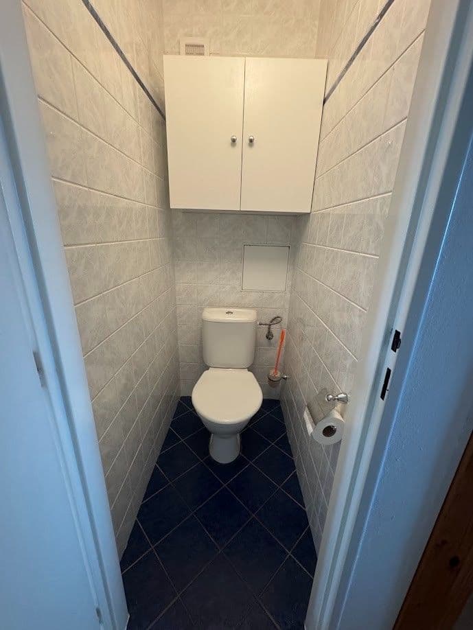 2 bedroom with open-plan kitchen flat to rent, 76 m², Janského, Prague, Prague 2 bedroom with open-plan kitchen flat to rent, 76 m², Janského, Prague, Prague