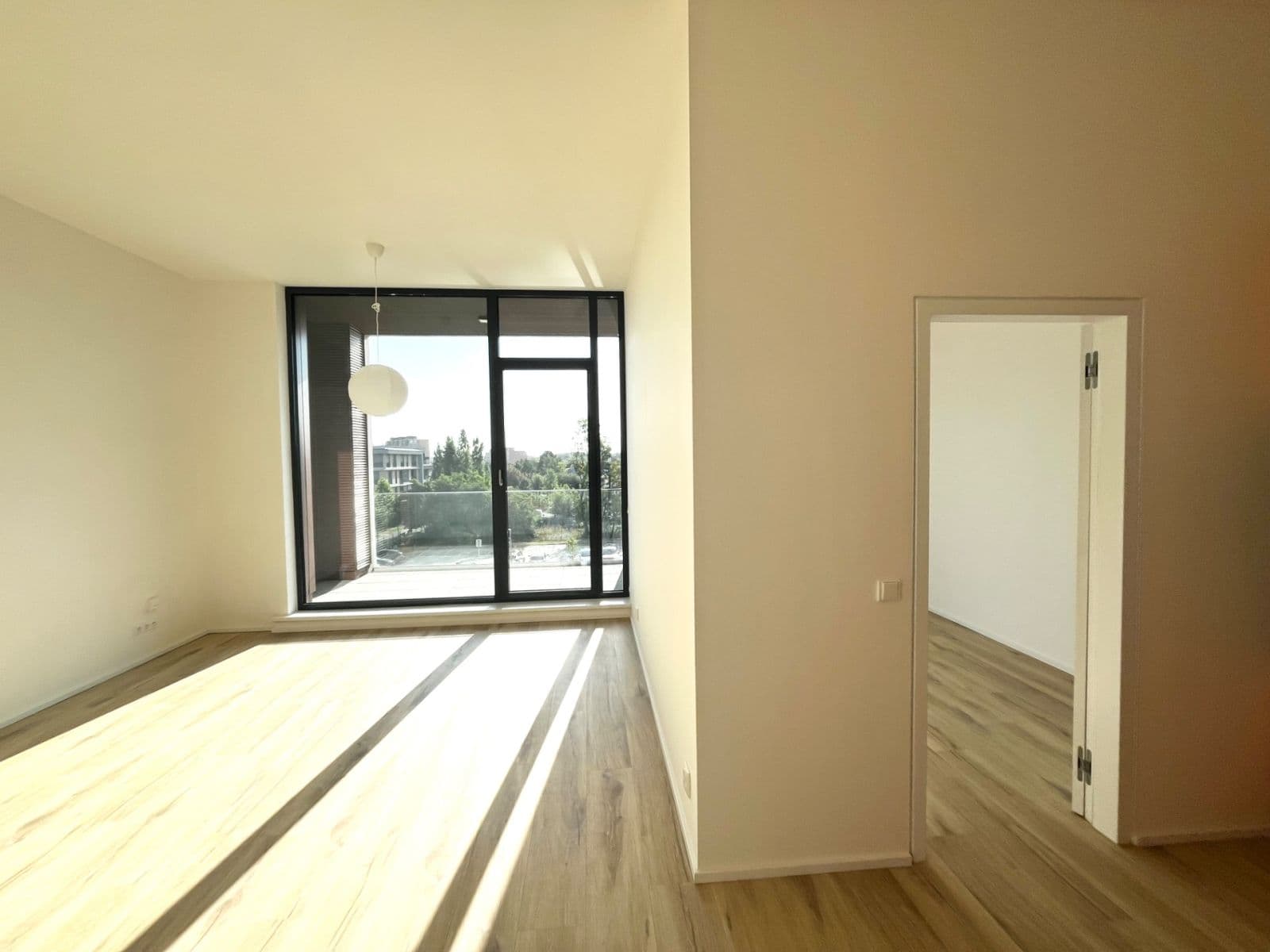 1 bedroom with open-plan kitchen flat to rent, 67 m², Malešická, Prague, Prague 1 bedroom with open-plan kitchen flat to rent, 67 m², Malešická, Prague, Prague