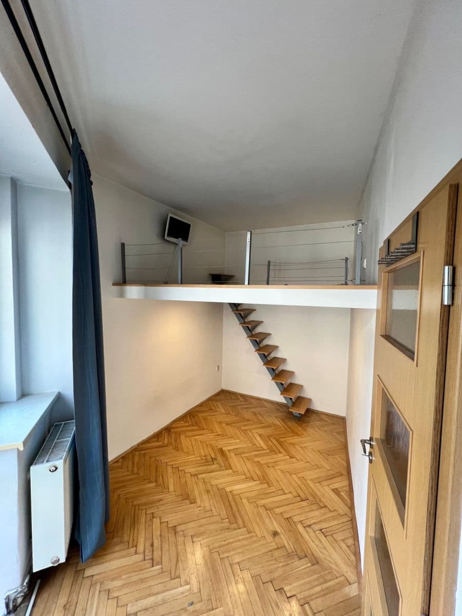 1 bedroom with open-plan kitchen flat to rent, 45 m², Pivovarnická, Prague, Prague 1 bedroom with open-plan kitchen flat to rent, 45 m², Pivovarnická, Prague, Prague