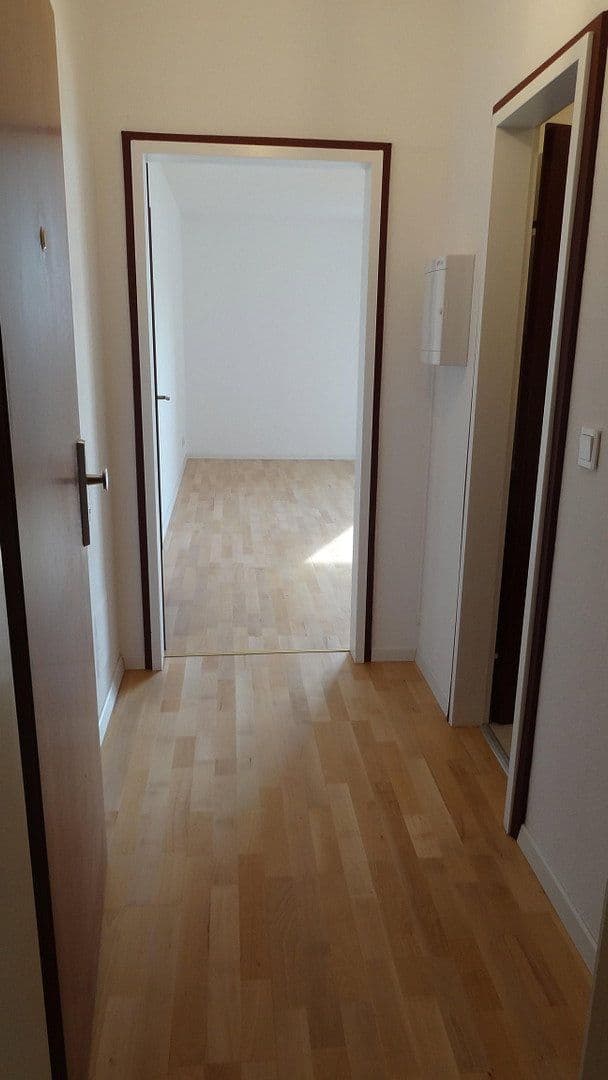 1 bedroom flat for sale, 35 m², Tiroler Str. 101, Frankfurt am Main, Hesse 1 bedroom flat for sale, 35 m², Tiroler Str. 101, Frankfurt am Main, Hesse