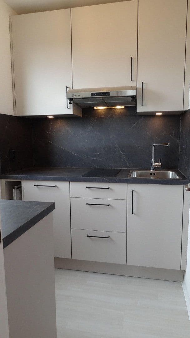 1 bedroom flat for sale, 35 m², Tiroler Str. 101, Frankfurt am Main, Hesse 1 bedroom flat for sale, 35 m², Tiroler Str. 101, Frankfurt am Main, Hesse