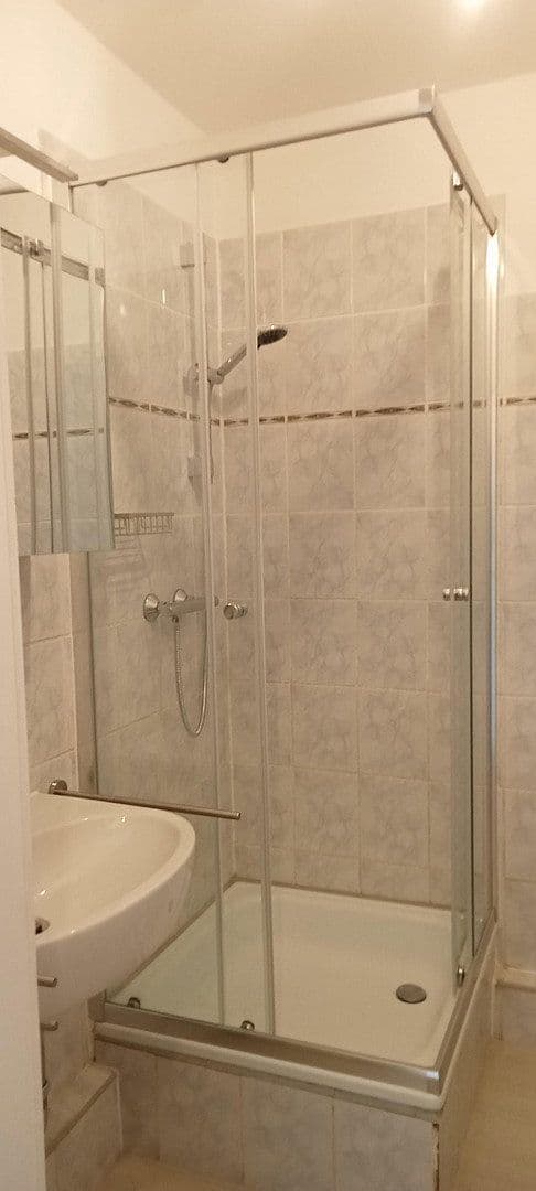 1 bedroom flat for sale, 35 m², Tiroler Str. 101, Frankfurt am Main, Hesse 1 bedroom flat for sale, 35 m², Tiroler Str. 101, Frankfurt am Main, Hesse