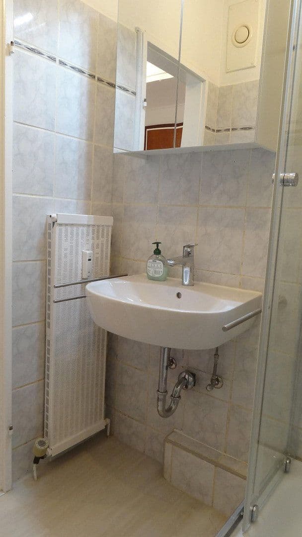 1 bedroom flat for sale, 35 m², Tiroler Str. 101, Frankfurt am Main, Hesse 1 bedroom flat for sale, 35 m², Tiroler Str. 101, Frankfurt am Main, Hesse