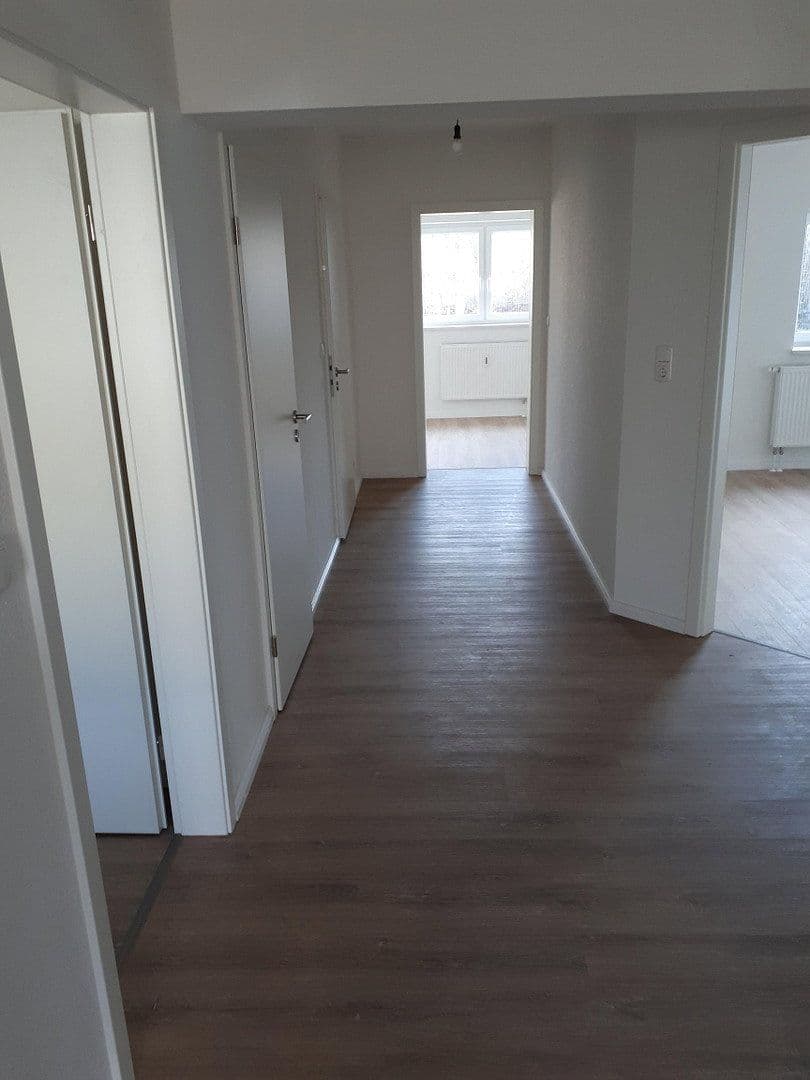 2 bedroom with open-plan kitchen flat to rent, 110 m², Lübeck, Schleswig-Holstein 2 bedroom with open-plan kitchen flat to rent, 110 m², Lübeck, Schleswig-Holstein