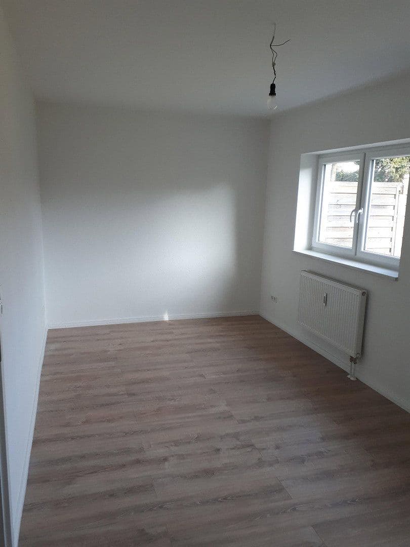 2 bedroom with open-plan kitchen flat to rent, 110 m², Lübeck, Schleswig-Holstein 2 bedroom with open-plan kitchen flat to rent, 110 m², Lübeck, Schleswig-Holstein