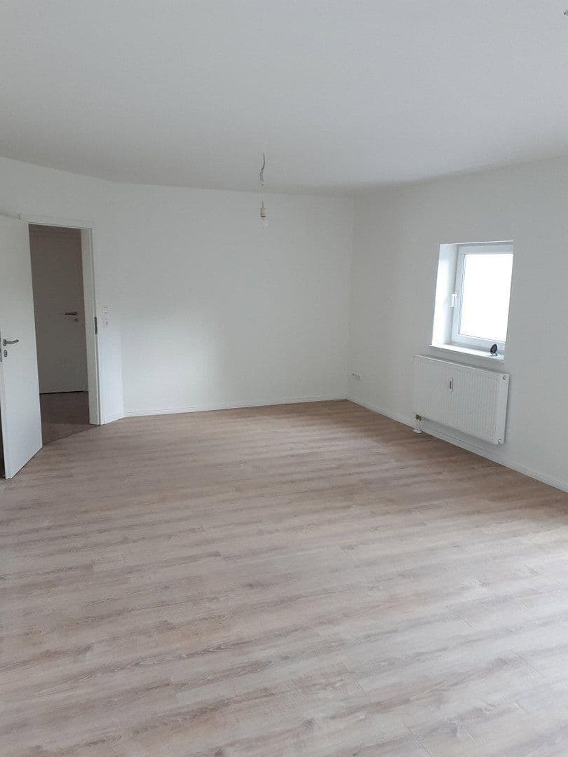 2 bedroom with open-plan kitchen flat to rent, 110 m², Lübeck, Schleswig-Holstein 2 bedroom with open-plan kitchen flat to rent, 110 m², Lübeck, Schleswig-Holstein