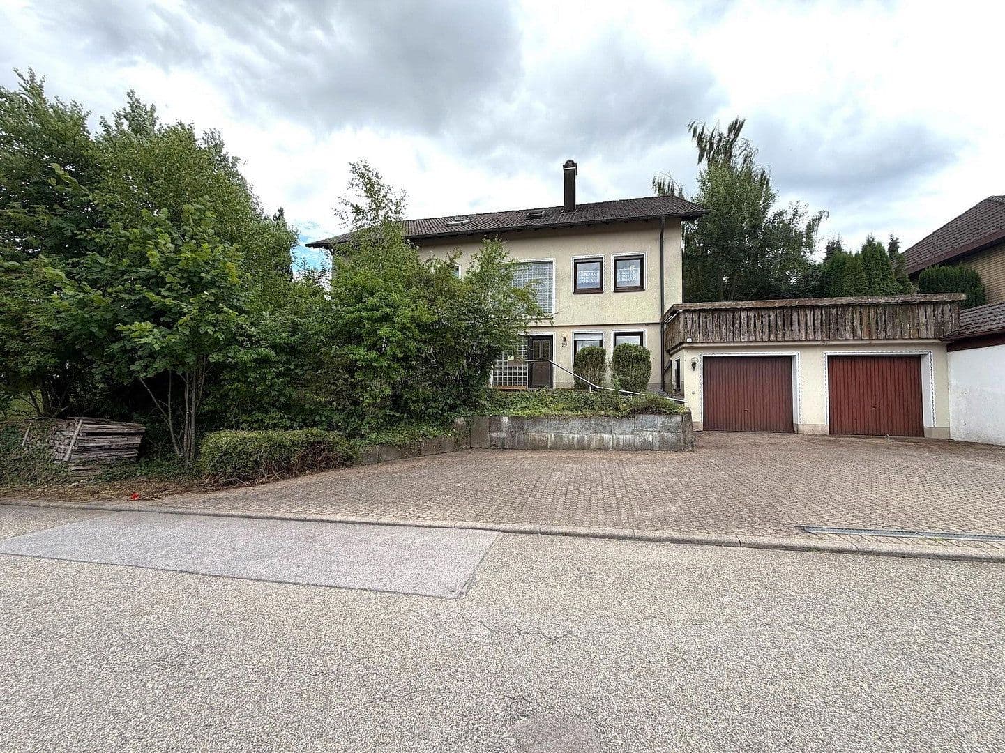 house for sale, 224 m², Schultheiß-Jäckle-Straße 19, Loßburg, Baden-Württemberg house for sale, 224 m², Schultheiß-Jäckle-Straße 19, Loßburg, Baden-Württemberg