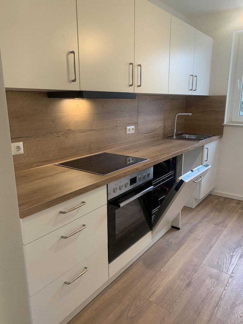 1 bedroom with open-plan kitchen flat to rent, 69 m², Feldbergstraße 14, Heusenstamm, Hesse 1 bedroom with open-plan kitchen flat to rent, 69 m², Feldbergstraße 14, Heusenstamm, Hesse