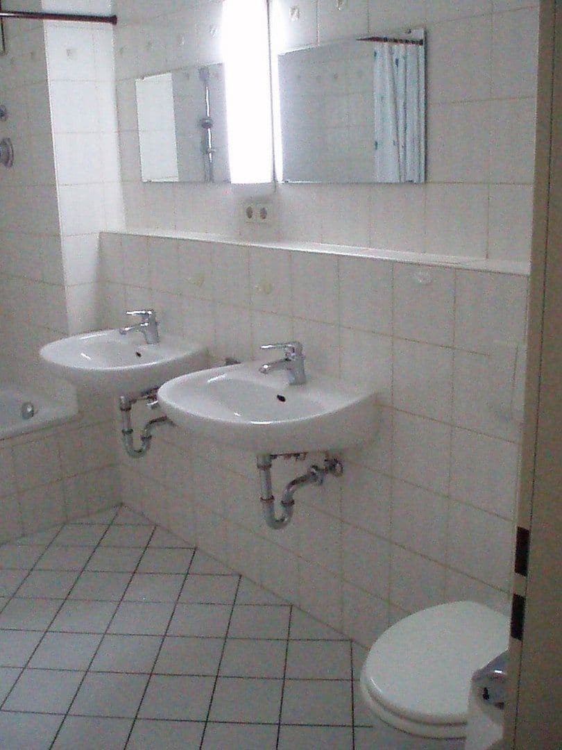 3 bedroom flat to rent, 88 m², Am Rathaus 2/ Friedhofstrasse 1, Kist, Bavaria 3 bedroom flat to rent, 88 m², Am Rathaus 2/ Friedhofstrasse 1, Kist, Bavaria