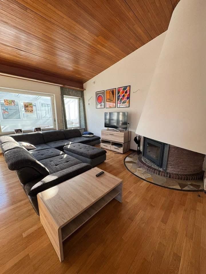 house to rent, 280 m², Stuttgart, Baden-Württemberg house to rent, 280 m², Stuttgart, Baden-Württemberg