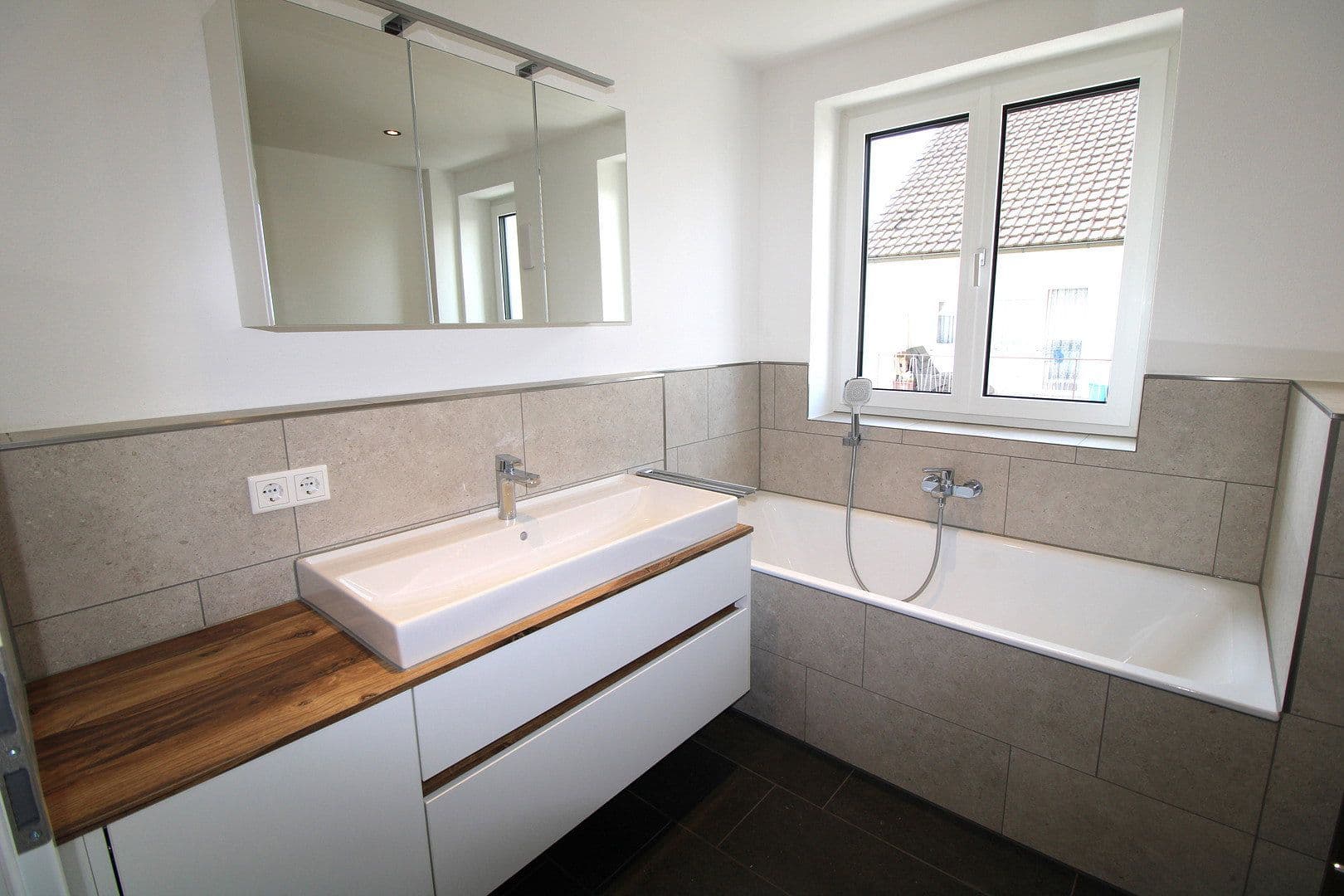 4 bedroom flat to rent, 117 m², Fasanenstr. 11, Manching, Bavaria 4 bedroom flat to rent, 117 m², Fasanenstr. 11, Manching, Bavaria