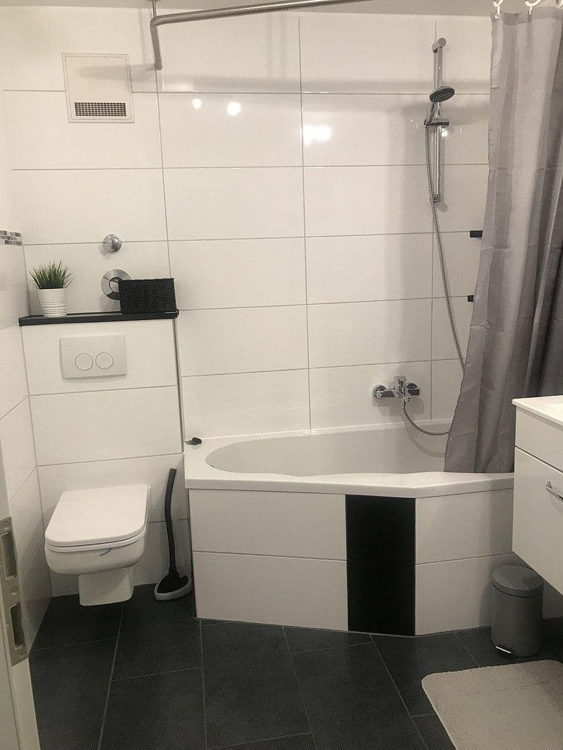 2 bedroom with open-plan kitchen flat to rent, 85 m², Schwarzwaldstraße 6, Bietigheim-Bissingen, Baden-Württemberg 2 bedroom with open-plan kitchen flat to rent, 85 m², Schwarzwaldstraße 6, Bietigheim-Bissingen, Baden-Württemberg