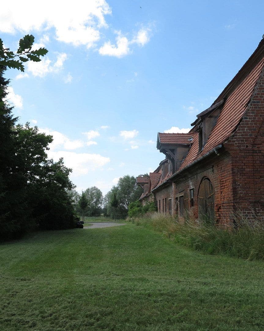 house for sale, 1,200 m², Ivenack, Mecklenburg-Vorpommern house for sale, 1,200 m², Ivenack, Mecklenburg-Vorpommern