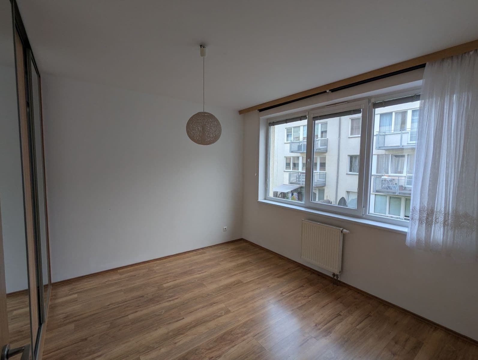 1 bedroom with open-plan kitchen flat to rent, 57 m², U Hostavického potoka, Prague, Prague 1 bedroom with open-plan kitchen flat to rent, 57 m², U Hostavického potoka, Prague, Prague