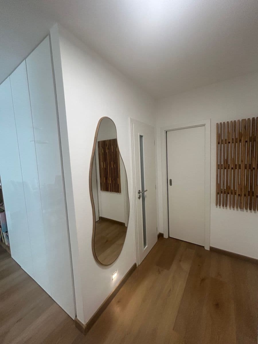 2 bedroom with open-plan kitchen flat for sale, 70 m², Rezlerova, Prague, Prague 2 bedroom with open-plan kitchen flat for sale, 70 m², Rezlerova, Prague, Prague