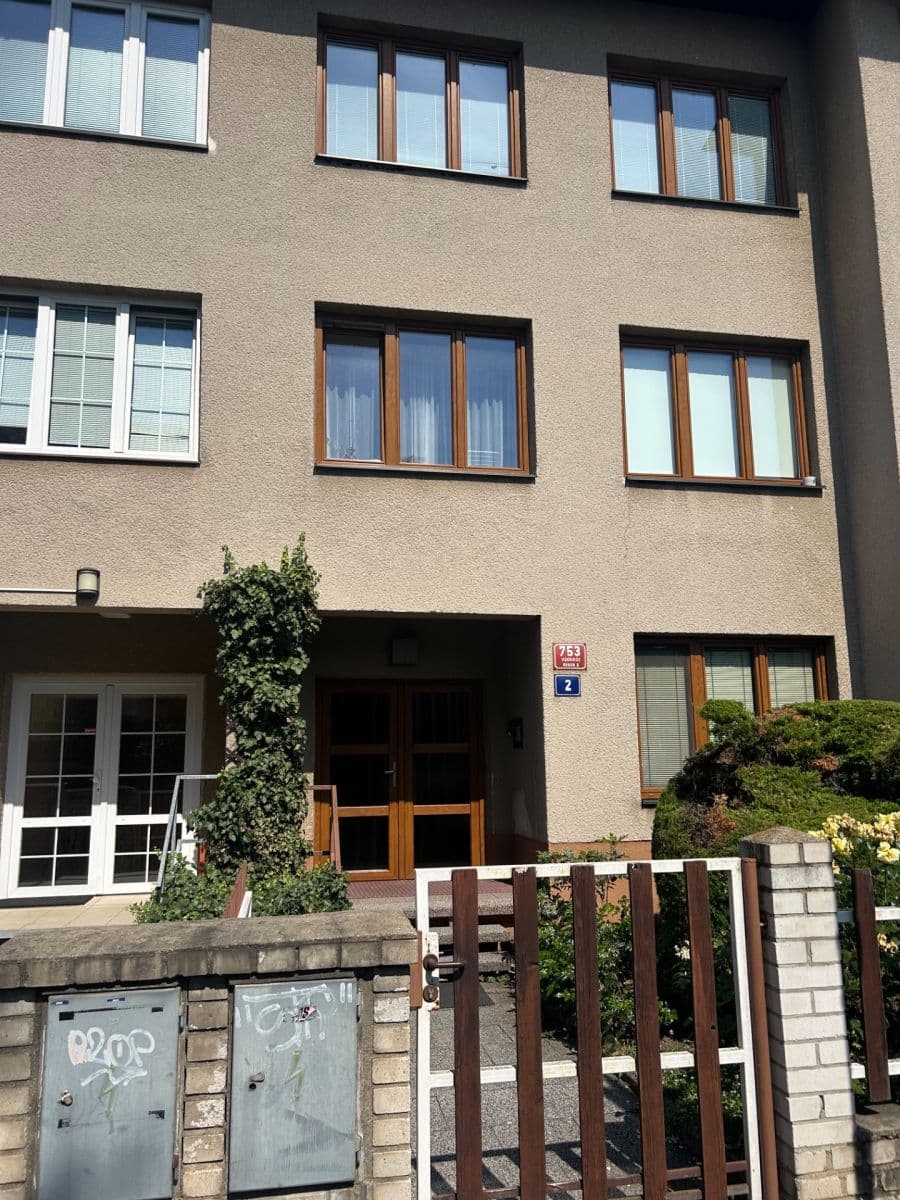 1 bedroom with open-plan kitchen flat to rent, 38 m², Na Volánové, Prague, Prague 1 bedroom with open-plan kitchen flat to rent, 38 m², Na Volánové, Prague, Prague