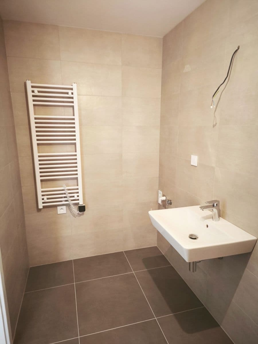 Studio flat to rent, 34 m², Spolková, Brno, Jihomoravský Region Studio flat to rent, 34 m², Spolková, Brno, Jihomoravský Region
