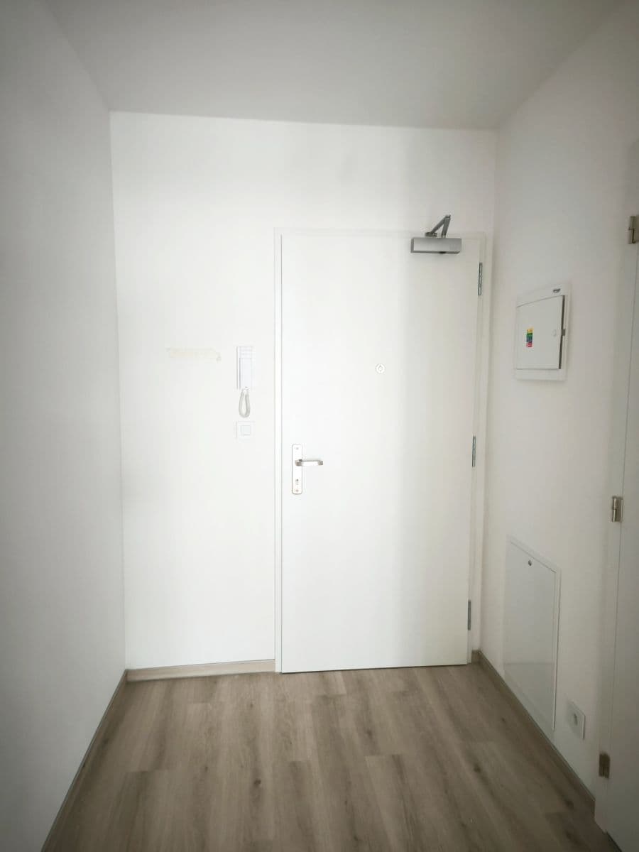 Studio flat to rent, 34 m², Spolková, Brno, Jihomoravský Region Studio flat to rent, 34 m², Spolková, Brno, Jihomoravský Region