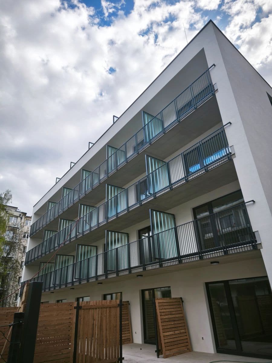 Studio flat to rent, 34 m², Spolková, Brno, Jihomoravský Region Studio flat to rent, 34 m², Spolková, Brno, Jihomoravský Region