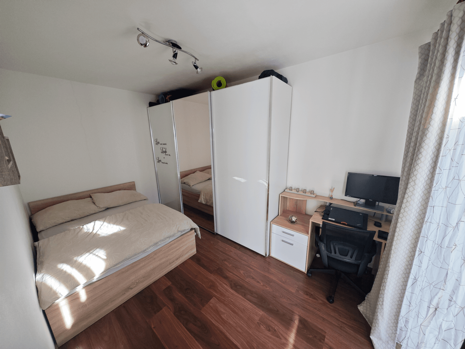 1 bedroom with open-plan kitchen flat to rent, 42 m², Hlučkova, Prague, Prague 1 bedroom with open-plan kitchen flat to rent, 42 m², Hlučkova, Prague, Prague