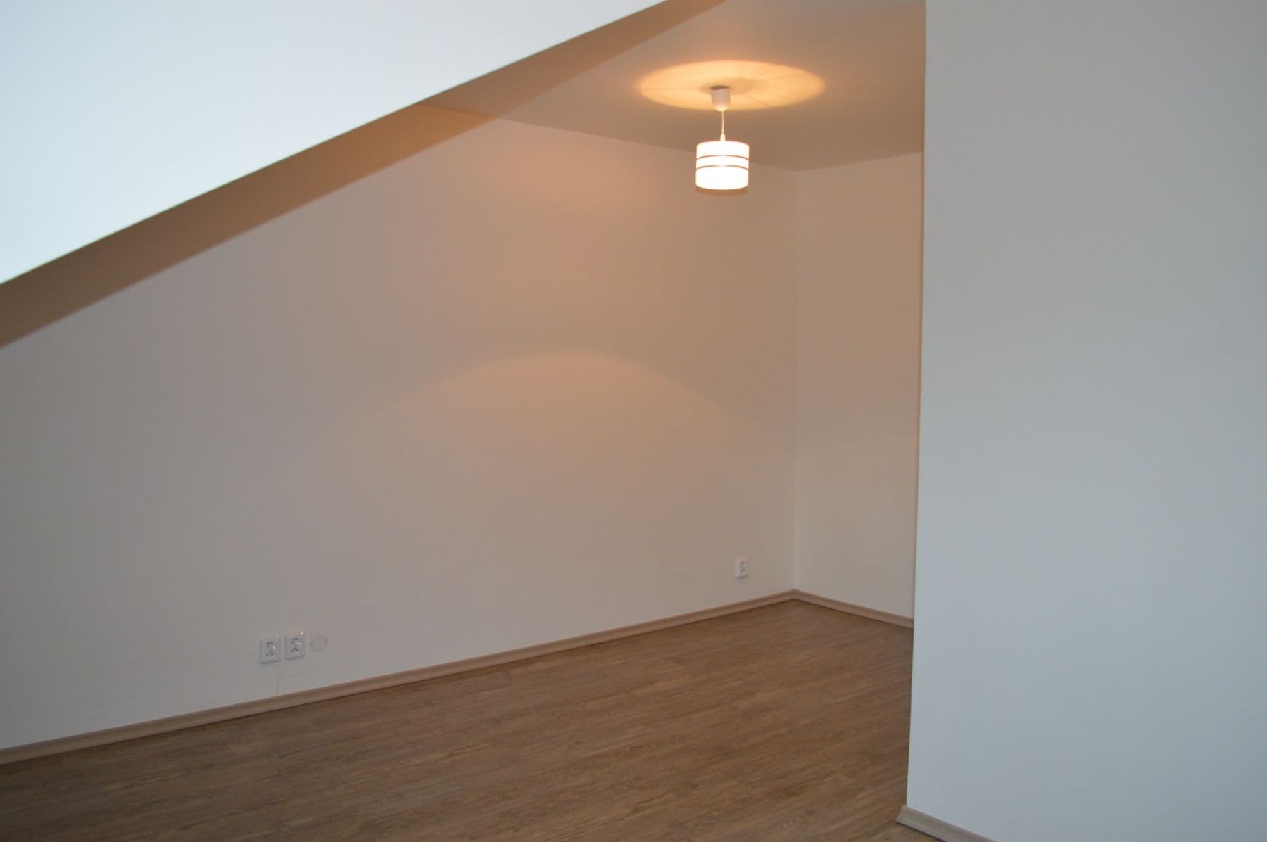 Studio flat to rent, 33 m², Kosmákova, Brno, Jihomoravský Region Studio flat to rent, 33 m², Kosmákova, Brno, Jihomoravský Region