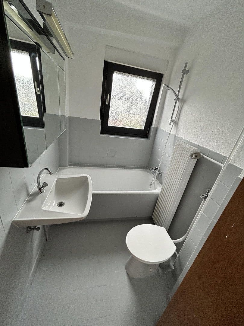 3 bedroom flat to rent, 70 m², Goldbach, Bavaria 3 bedroom flat to rent, 70 m², Goldbach, Bavaria