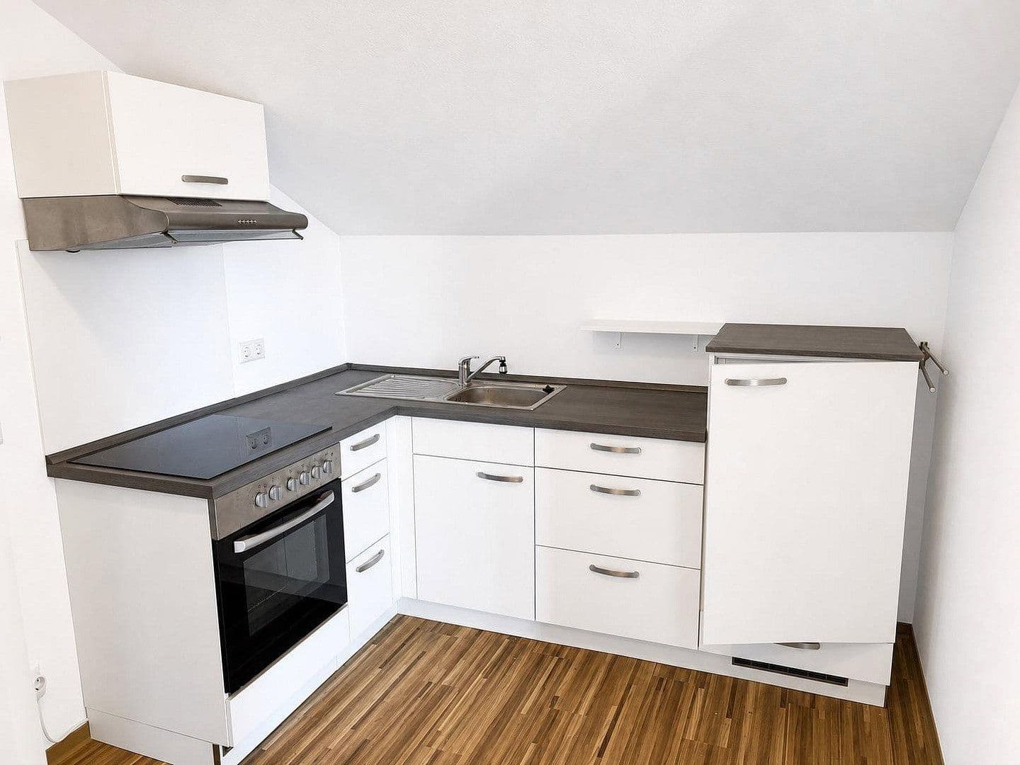 Studio flat to rent, 34 m², Weberstr. 15/1, Salach, Baden-Württemberg Studio flat to rent, 34 m², Weberstr. 15/1, Salach, Baden-Württemberg
