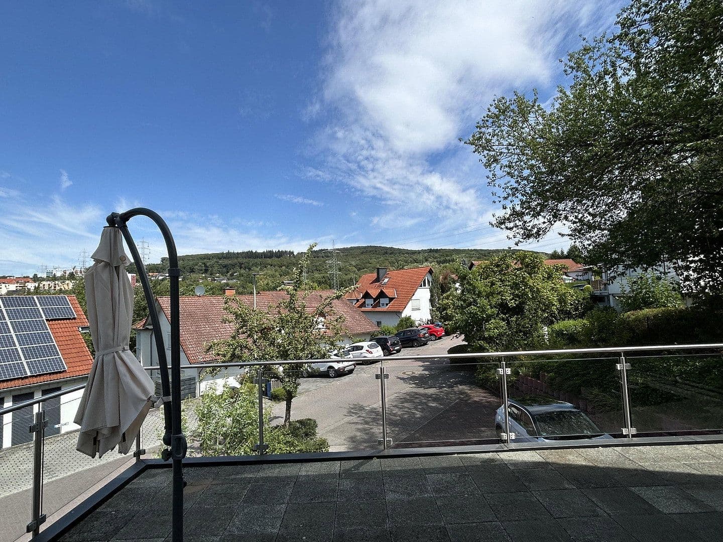 2 bedroom with open-plan kitchen flat to rent, 130 m², Niedernhausen, Hesse 2 bedroom with open-plan kitchen flat to rent, 130 m², Niedernhausen, Hesse