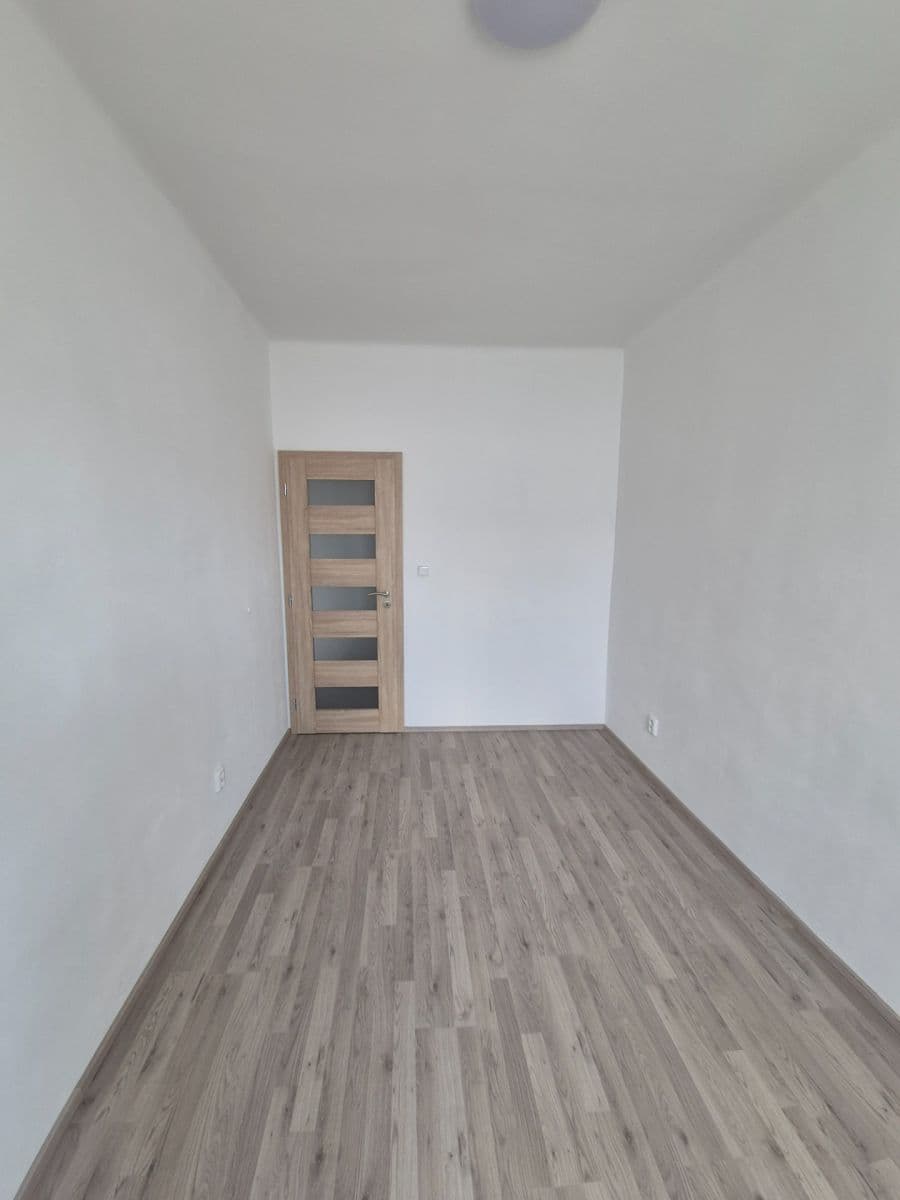 1 bedroom with open-plan kitchen flat to rent, 45 m², Provazníkova, Brno, Jihomoravský Region 1 bedroom with open-plan kitchen flat to rent, 45 m², Provazníkova, Brno, Jihomoravský Region