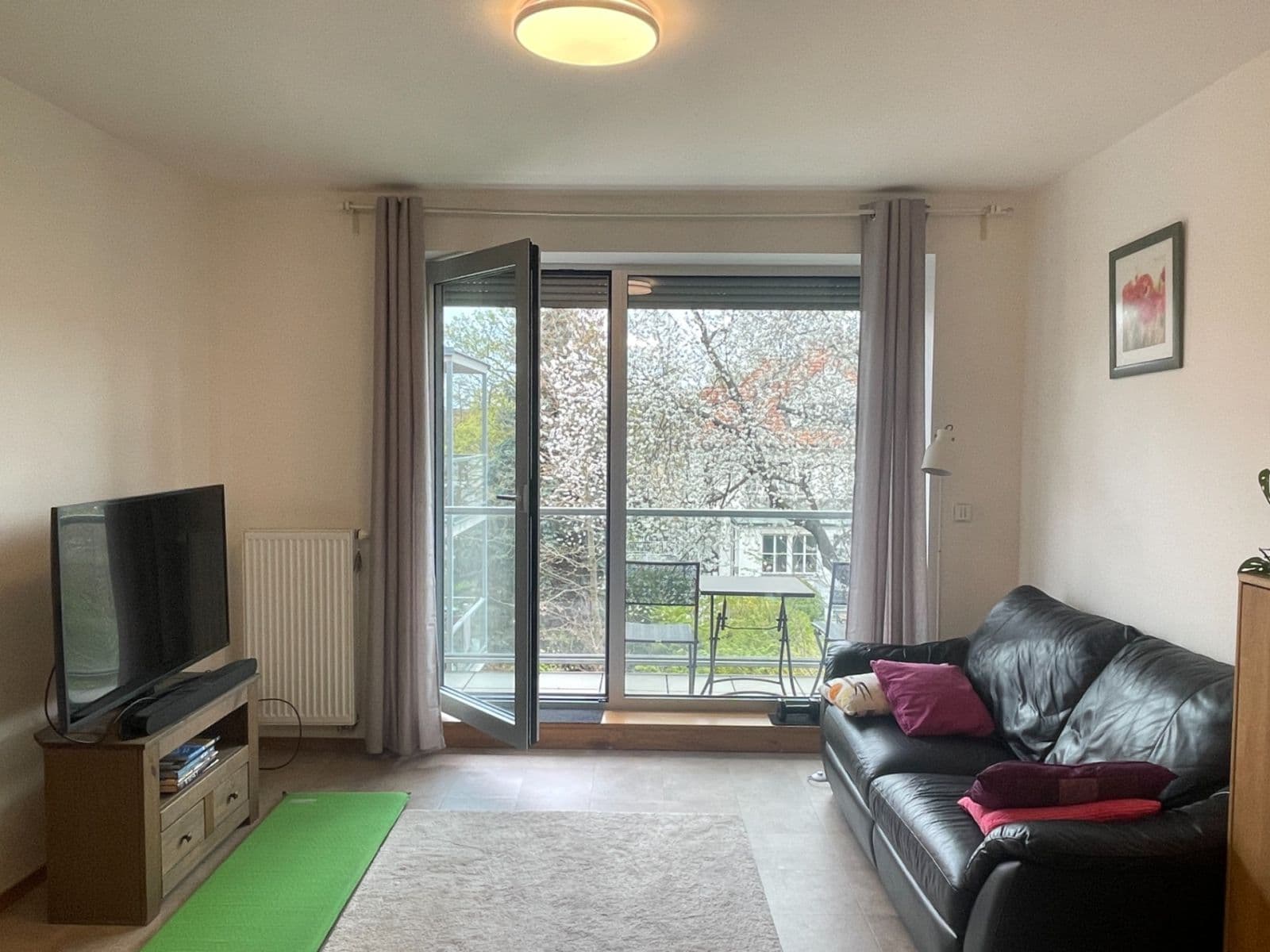 1 bedroom with open-plan kitchen flat to rent, 48 m², Terronská, Prague, Prague 1 bedroom with open-plan kitchen flat to rent, 48 m², Terronská, Prague, Prague