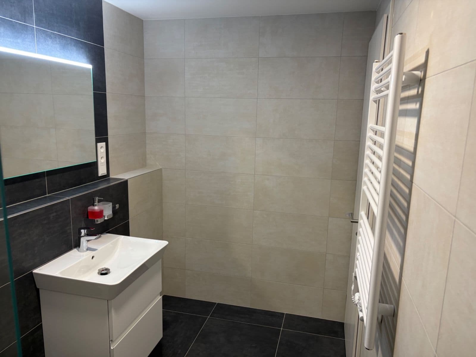 Studio flat to rent, 38 m², Pšeničná, Hořovice, Středočeský Region Studio flat to rent, 38 m², Pšeničná, Hořovice, Středočeský Region