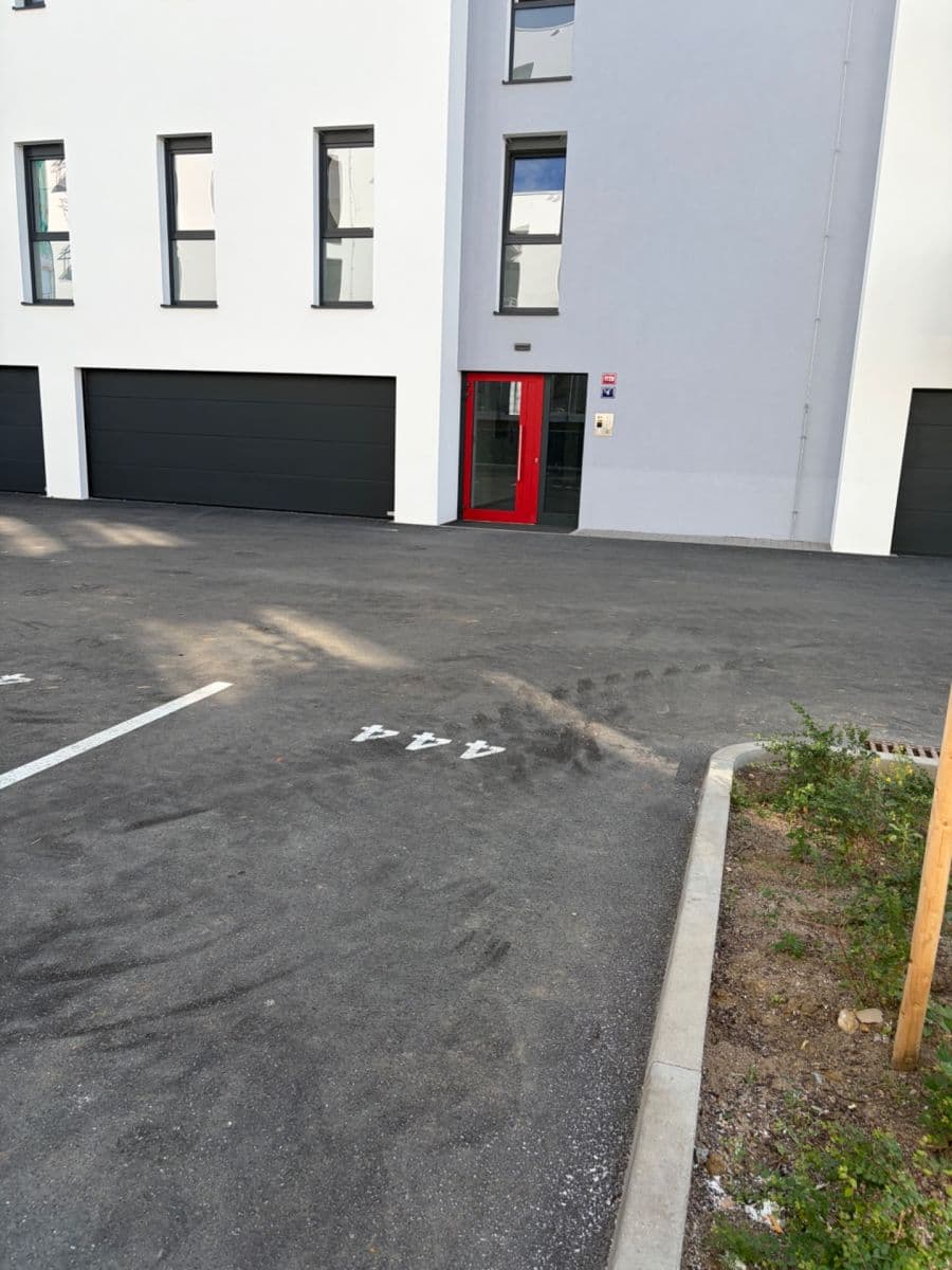 Studio flat to rent, 38 m², Pšeničná, Hořovice, Středočeský Region Studio flat to rent, 38 m², Pšeničná, Hořovice, Středočeský Region
