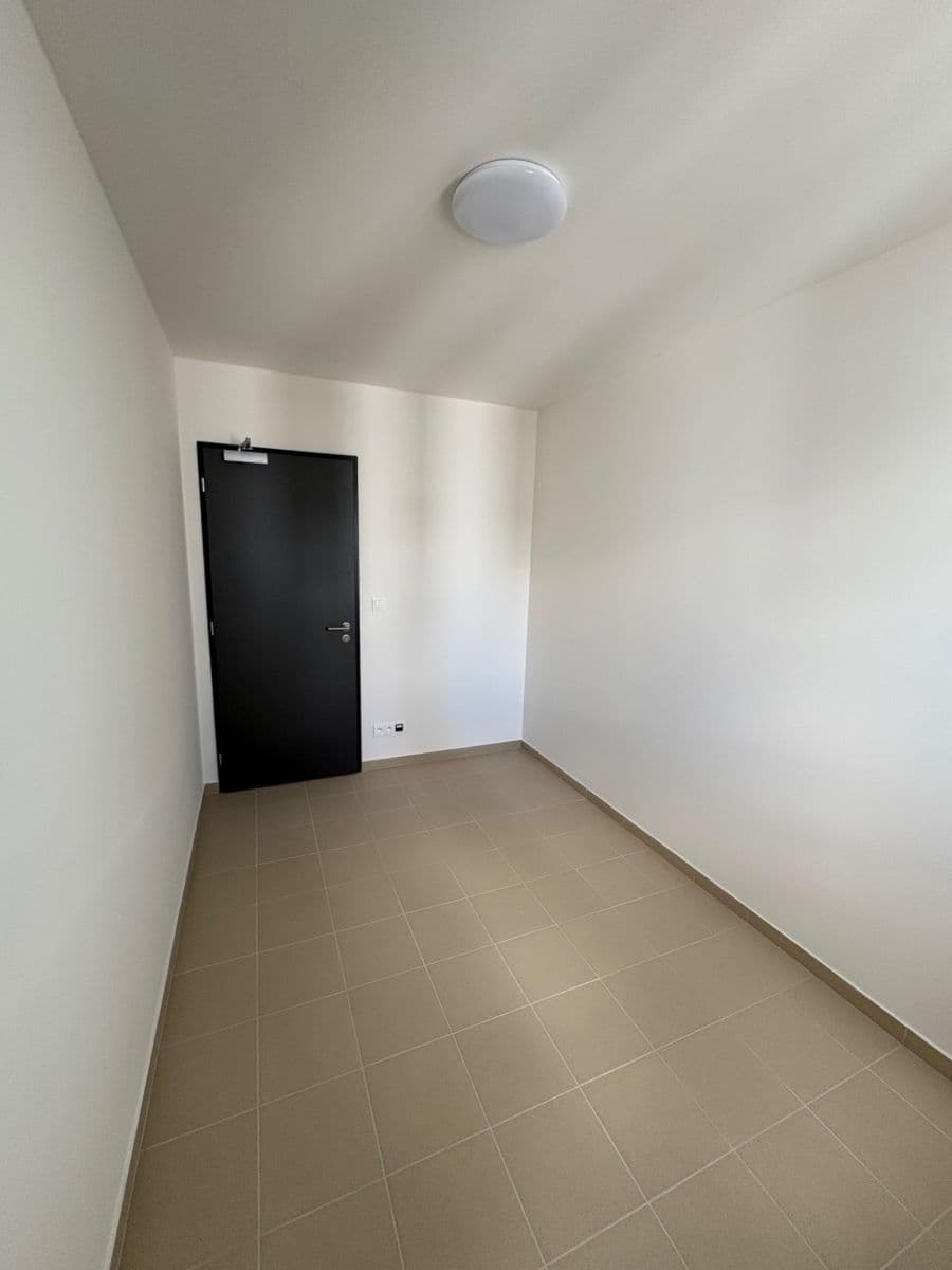 Studio flat to rent, 38 m², Pšeničná, Hořovice, Středočeský Region Studio flat to rent, 38 m², Pšeničná, Hořovice, Středočeský Region
