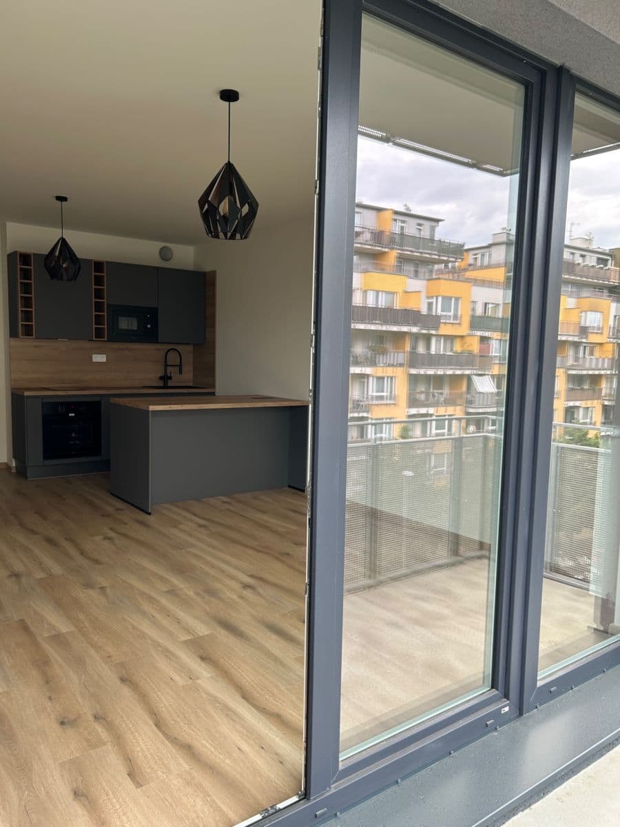 Studio flat to rent, 35 m², Gerstelova, Prague, Prague Studio flat to rent, 35 m², Gerstelova, Prague, Prague