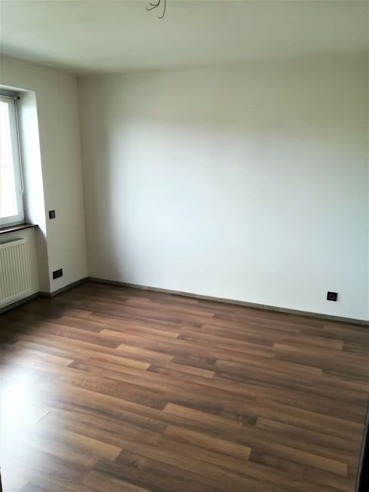 2 bedroom with open-plan kitchen flat to rent, 85 m², Ve dvojdomkách, Stochov, Středočeský Region 2 bedroom with open-plan kitchen flat to rent, 85 m², Ve dvojdomkách, Stochov, Středočeský Region