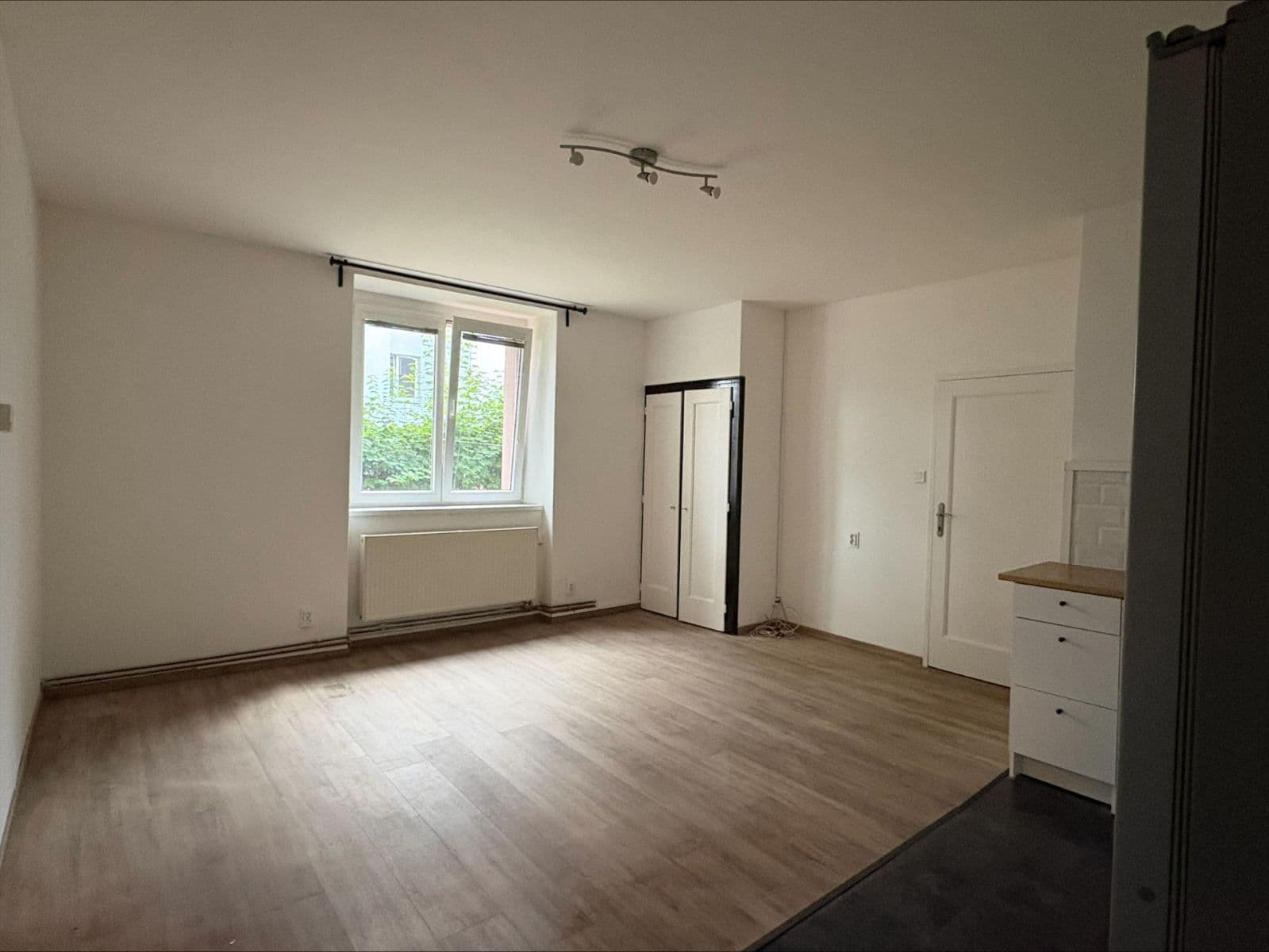 1 bedroom with open-plan kitchen flat to rent, 45 m², Evropská, Prague, Prague 1 bedroom with open-plan kitchen flat to rent, 45 m², Evropská, Prague, Prague