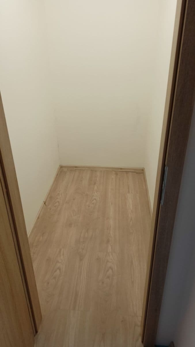 2 bedroom with open-plan kitchen flat to rent, 68 m², Bezručova, Holešov, Zlínský Region 2 bedroom with open-plan kitchen flat to rent, 68 m², Bezručova, Holešov, Zlínský Region