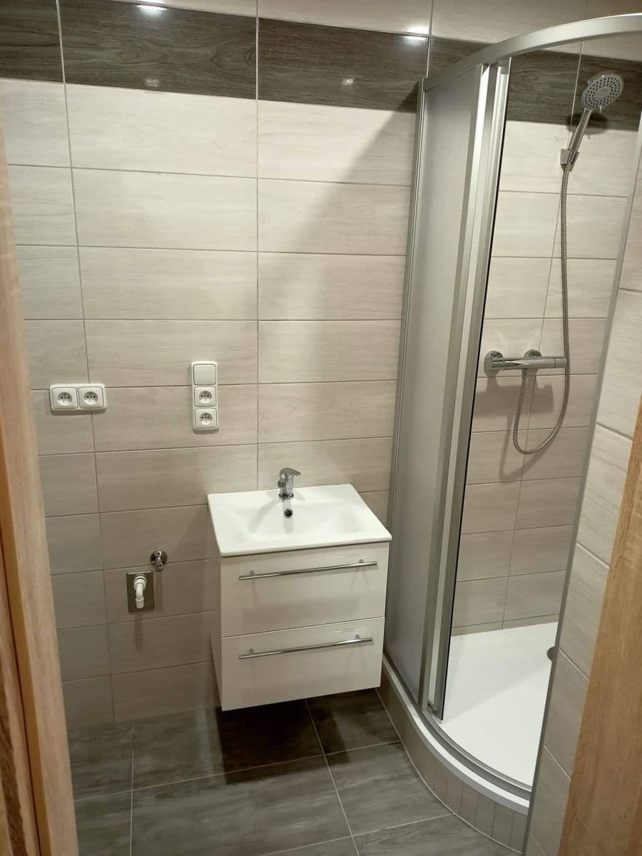 2 bedroom with open-plan kitchen flat to rent, 68 m², Bezručova, Holešov, Zlínský Region 2 bedroom with open-plan kitchen flat to rent, 68 m², Bezručova, Holešov, Zlínský Region