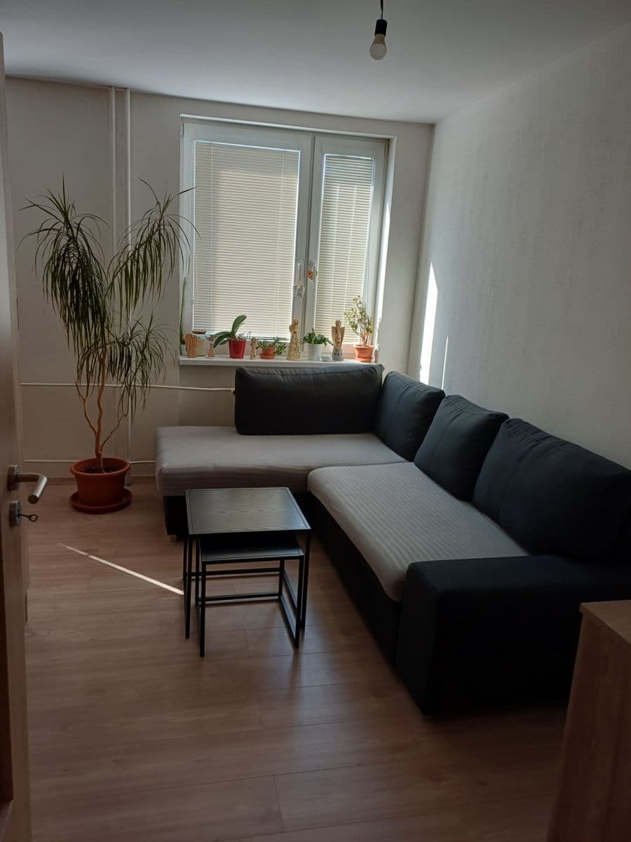 2 bedroom with open-plan kitchen flat to rent, 68 m², Bezručova, Holešov, Zlínský Region 2 bedroom with open-plan kitchen flat to rent, 68 m², Bezručova, Holešov, Zlínský Region