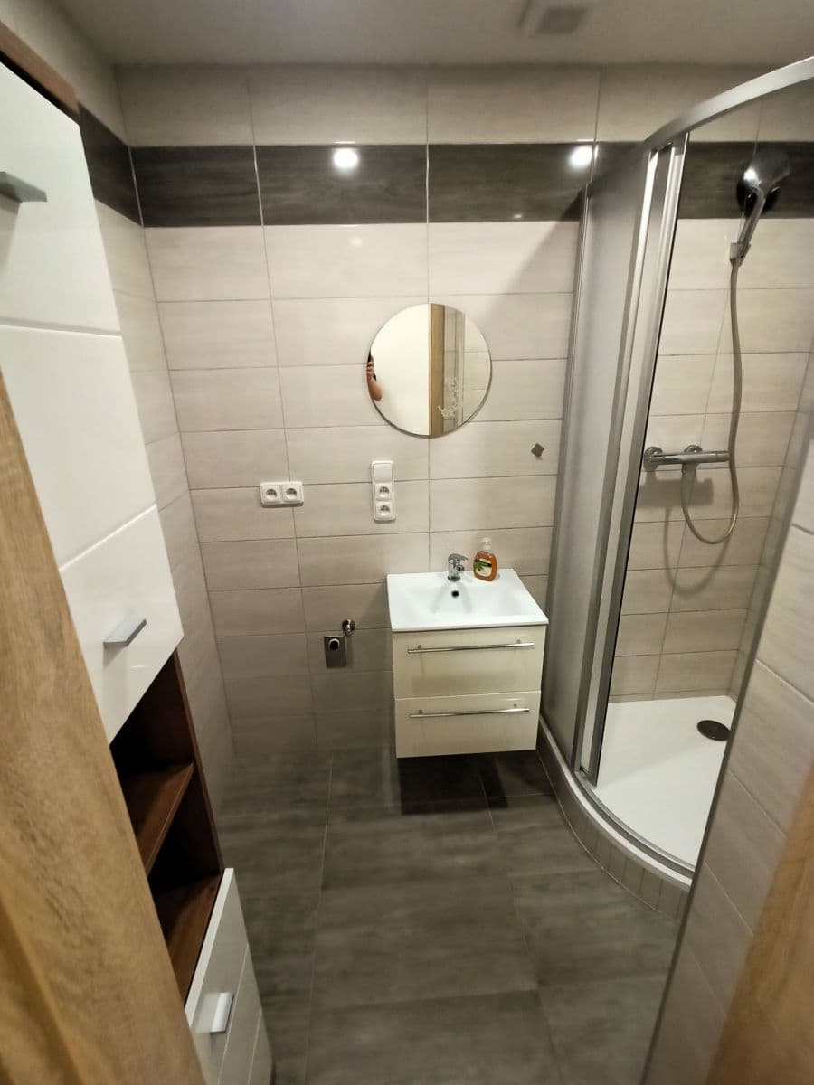 2 bedroom with open-plan kitchen flat to rent, 68 m², Bezručova, Holešov, Zlínský Region 2 bedroom with open-plan kitchen flat to rent, 68 m², Bezručova, Holešov, Zlínský Region