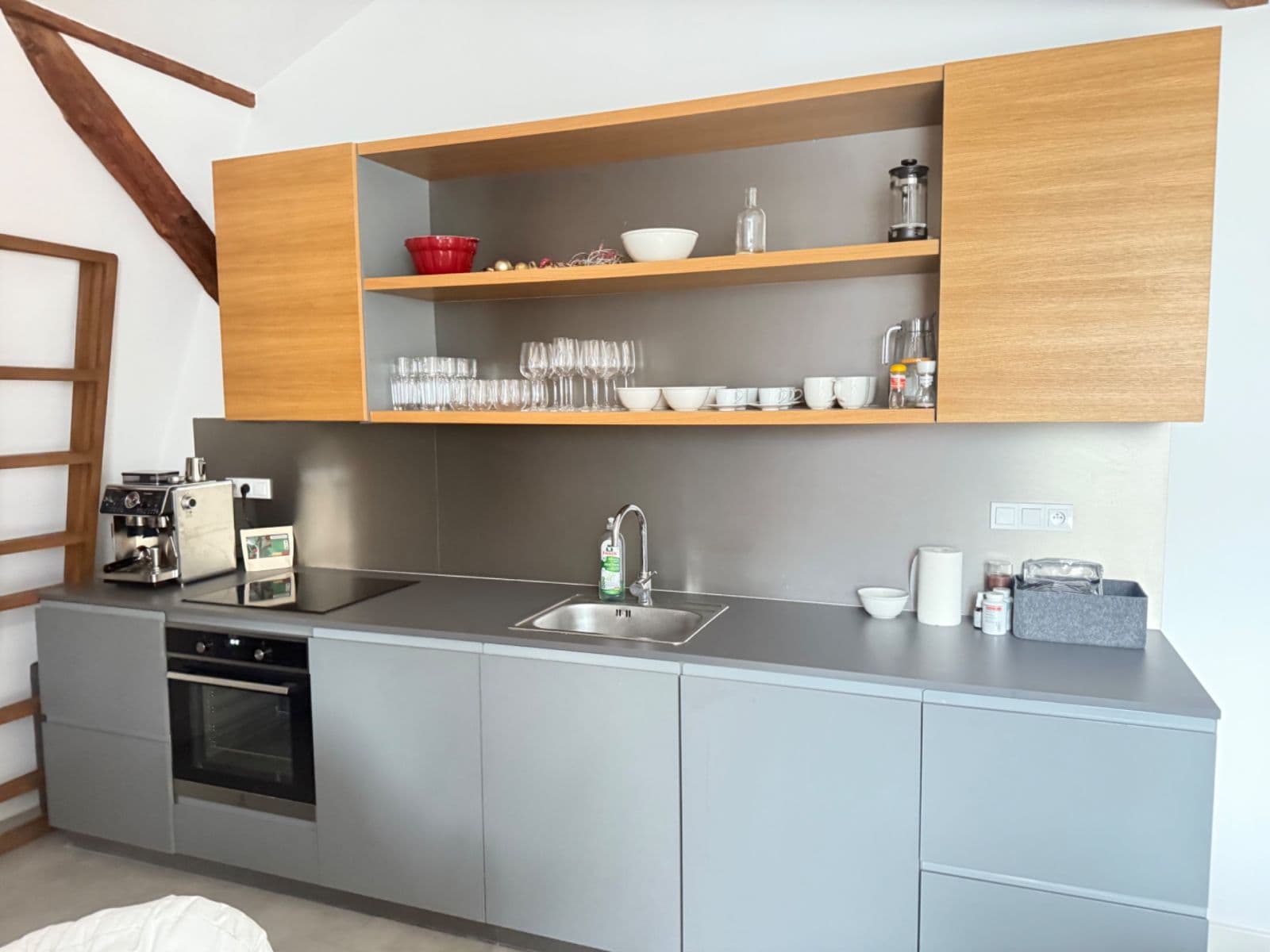 1 bedroom with open-plan kitchen flat to rent, 71 m², Na Baště svaté Ludmily, Prague, Prague 1 bedroom with open-plan kitchen flat to rent, 71 m², Na Baště svaté Ludmily, Prague, Prague