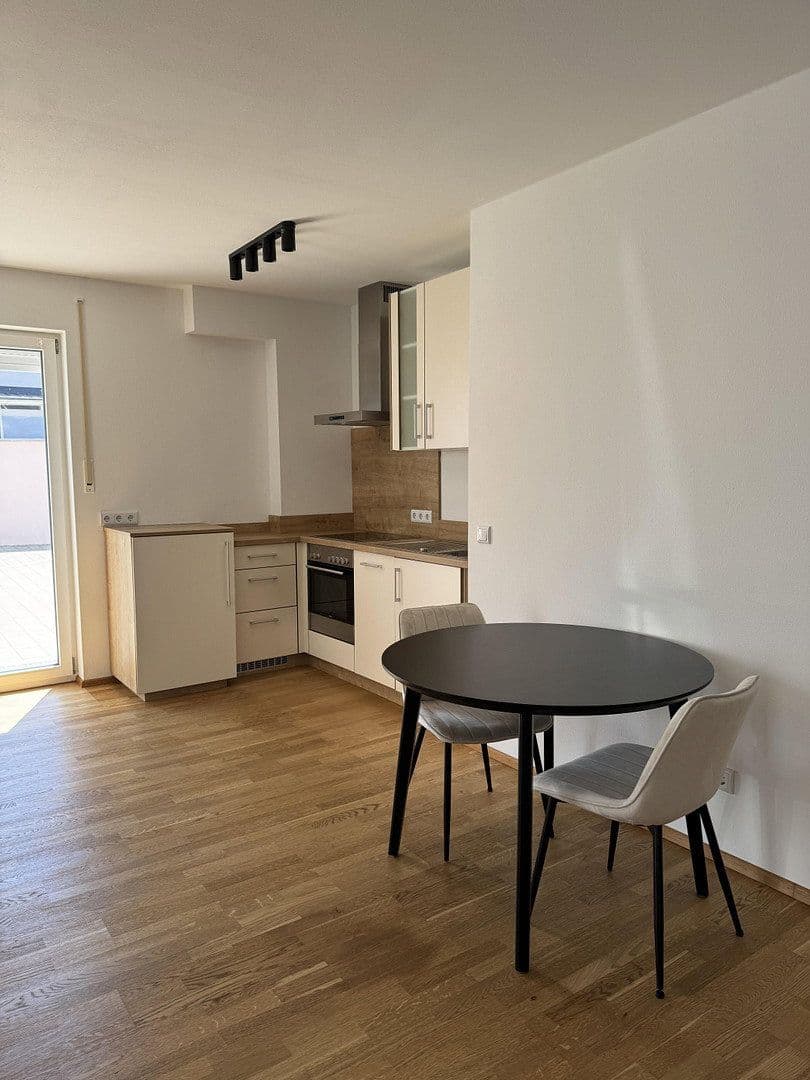 Studio flat to rent, 41 m², Herzogenaurach, Bavaria Studio flat to rent, 41 m², Herzogenaurach, Bavaria