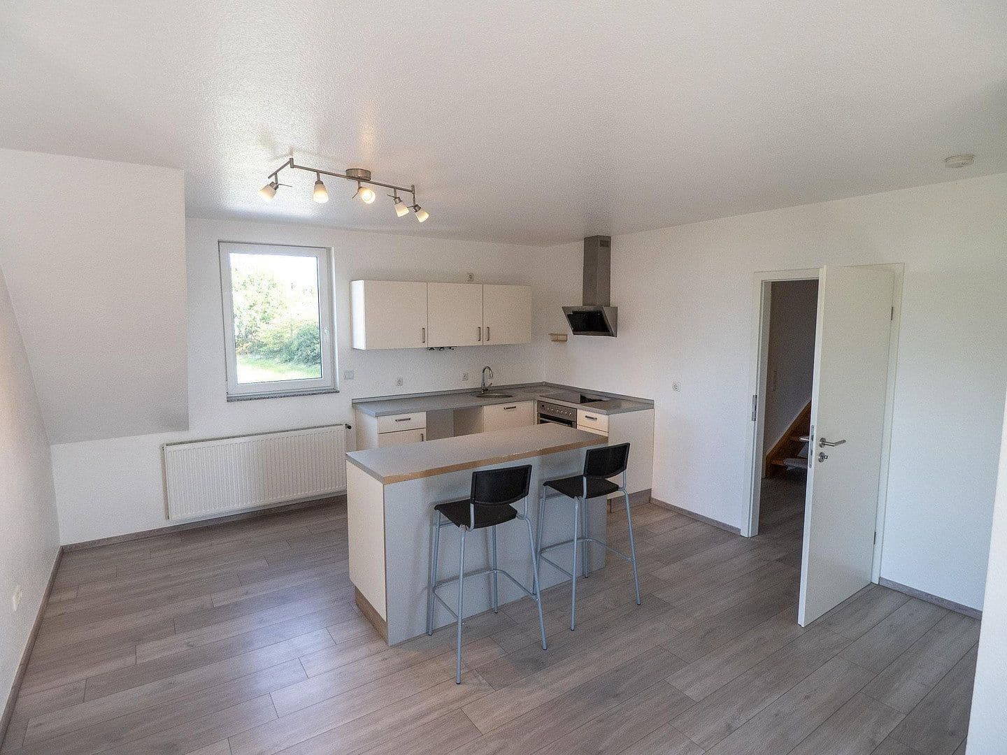 2 bedroom with open-plan kitchen flat to rent, 87 m², Duffenterstr. 26, Stolberg, North Rhine-Westphalia 2 bedroom with open-plan kitchen flat to rent, 87 m², Duffenterstr. 26, Stolberg, North Rhine-Westphalia