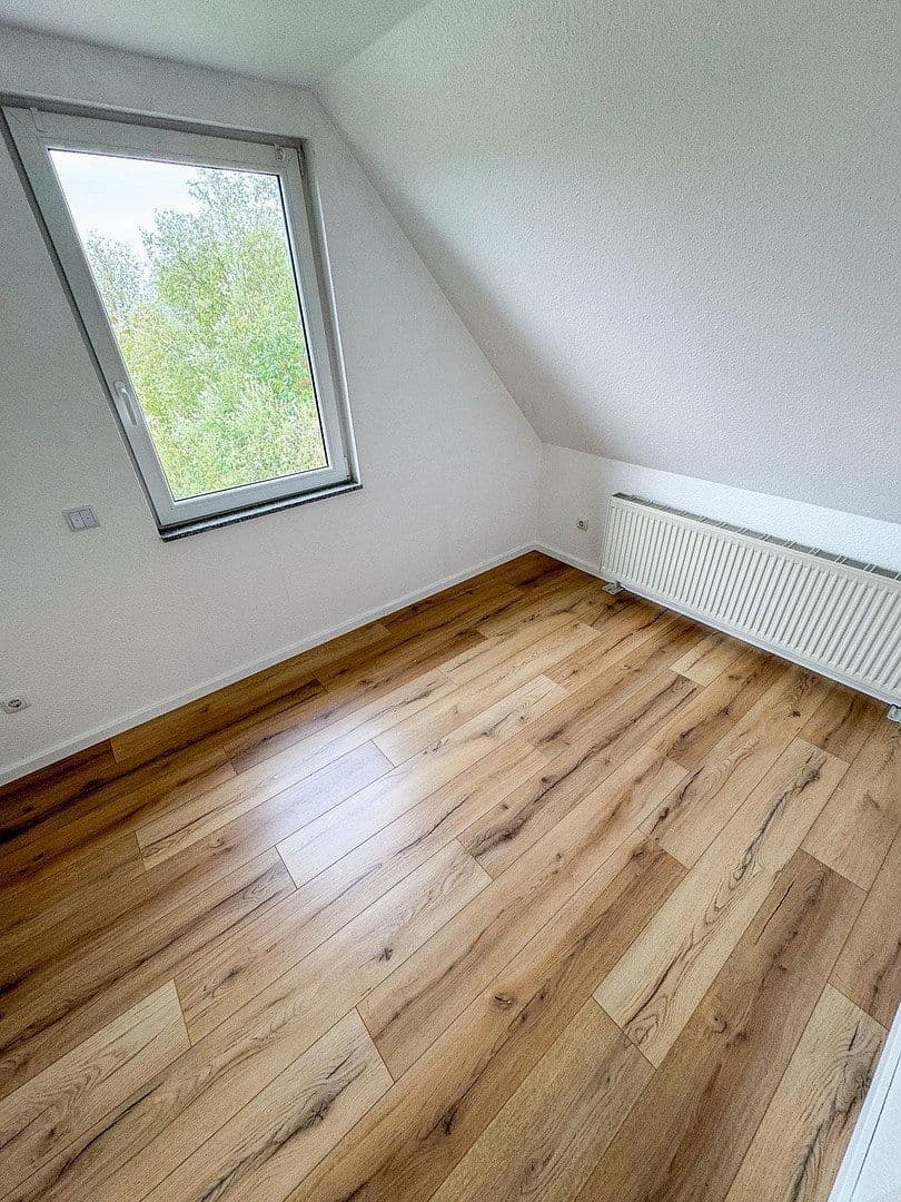 2 bedroom with open-plan kitchen flat to rent, 87 m², Duffenterstr. 26, Stolberg, North Rhine-Westphalia 2 bedroom with open-plan kitchen flat to rent, 87 m², Duffenterstr. 26, Stolberg, North Rhine-Westphalia