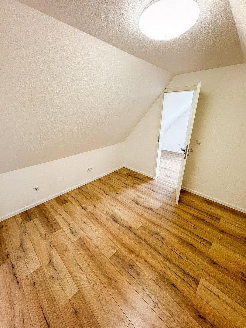 2 bedroom with open-plan kitchen flat to rent, 87 m², Duffenterstr. 26, Stolberg, North Rhine-Westphalia 2 bedroom with open-plan kitchen flat to rent, 87 m², Duffenterstr. 26, Stolberg, North Rhine-Westphalia