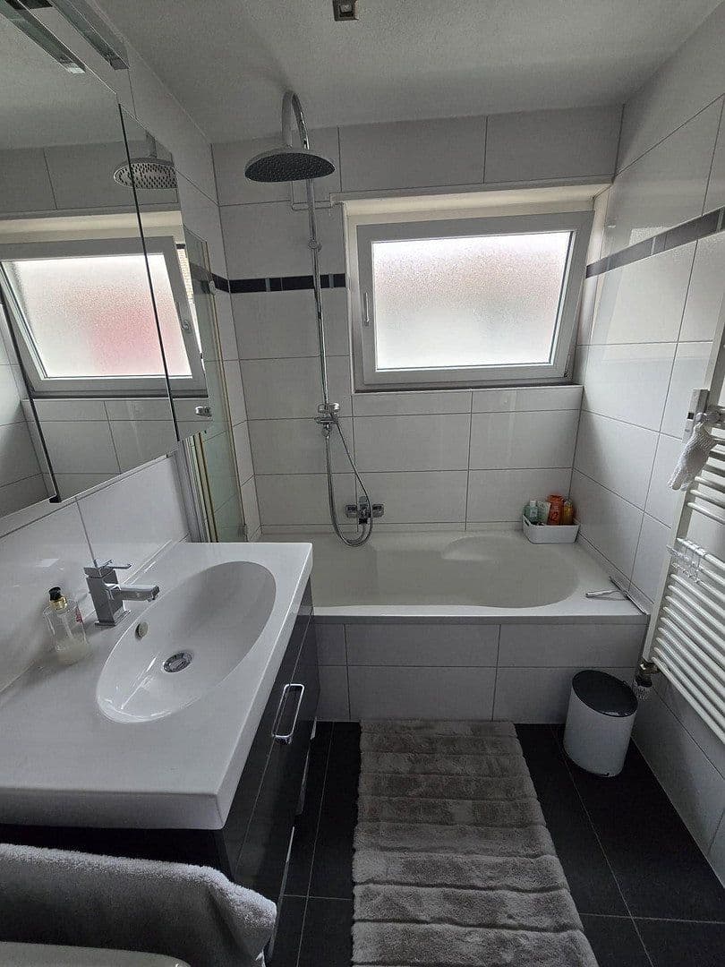 2 bedroom with open-plan kitchen flat for sale, 93 m², Niefern-Öschelbronn, Baden-Württemberg 2 bedroom with open-plan kitchen flat for sale, 93 m², Niefern-Öschelbronn, Baden-Württemberg