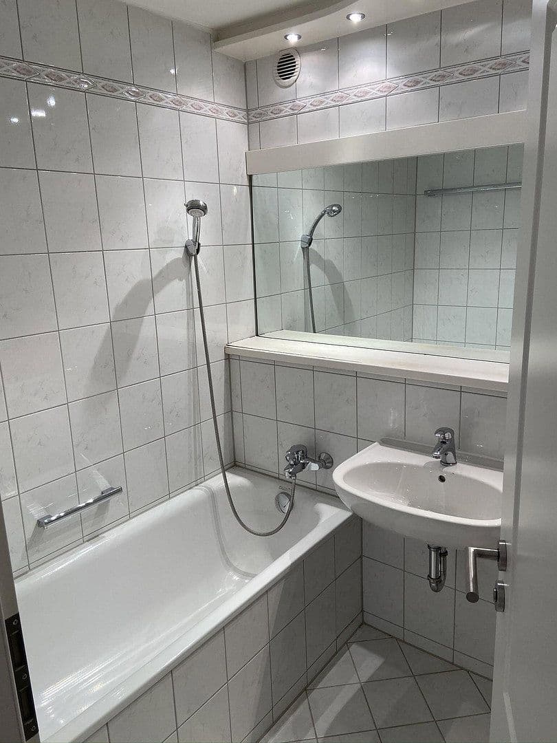 1 bedroom flat to rent, 40 m², Münchnerstr. 54, Kr. München - Unterhaching, Bavaria 1 bedroom flat to rent, 40 m², Münchnerstr. 54, Kr. München - Unterhaching, Bavaria