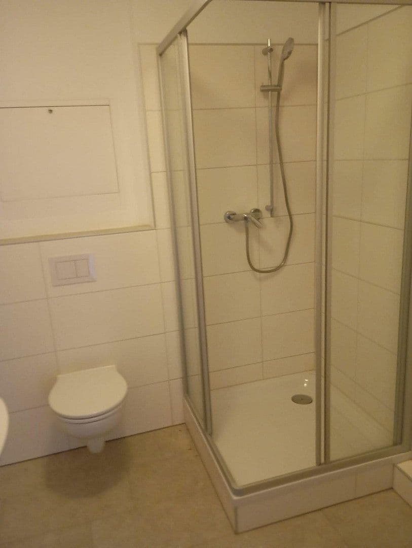 2 bedroom flat to rent, 58 m², Graf-Wiprecht-Strasse 15, Groitzsch, Saxony 2 bedroom flat to rent, 58 m², Graf-Wiprecht-Strasse 15, Groitzsch, Saxony