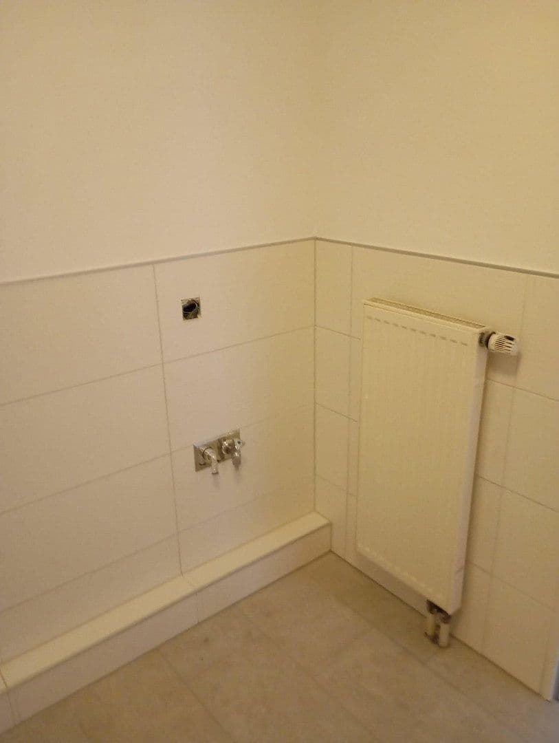 2 bedroom flat to rent, 58 m², Graf-Wiprecht-Strasse 15, Groitzsch, Saxony 2 bedroom flat to rent, 58 m², Graf-Wiprecht-Strasse 15, Groitzsch, Saxony
