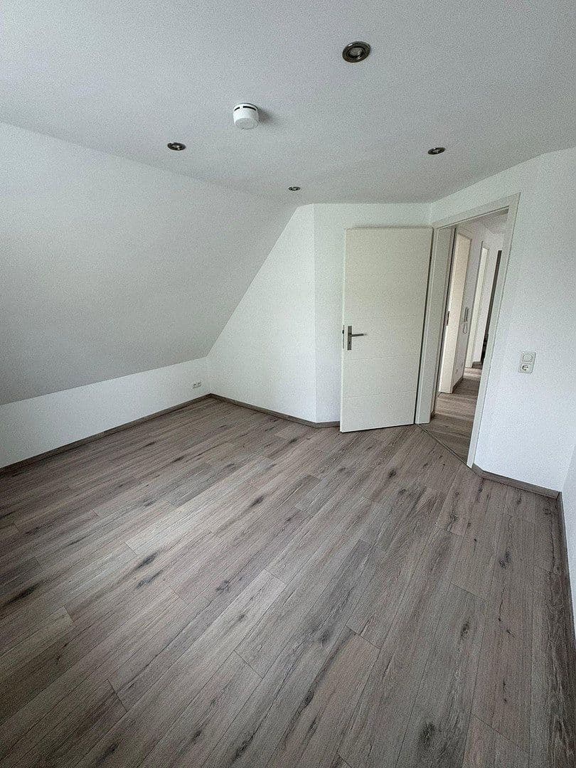 3 bedroom flat to rent, 56 m², Gartenstrasse 13A, Erbes-Büdesheim, Rhineland-Palatinate 3 bedroom flat to rent, 56 m², Gartenstrasse 13A, Erbes-Büdesheim, Rhineland-Palatinate